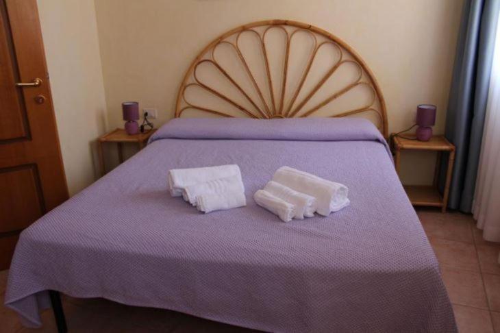 Residence Il Borgo Di Porto Corallo วิลลาปุตซู ภายนอก รูปภาพ