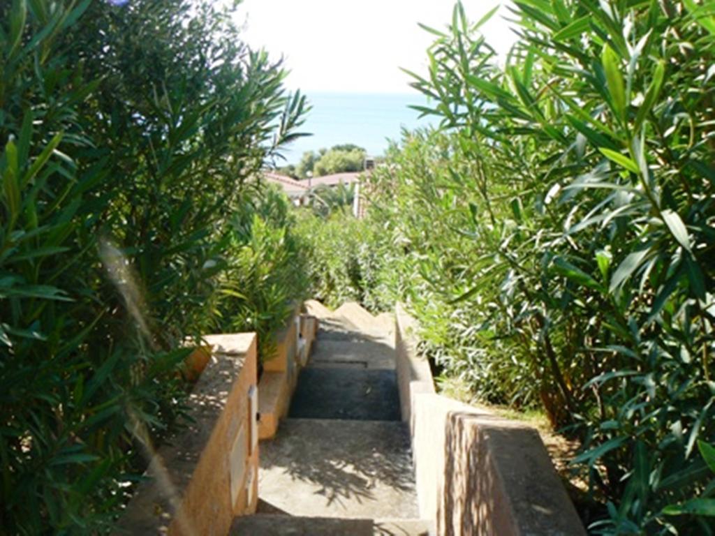 Residence Il Borgo Di Porto Corallo วิลลาปุตซู ภายนอก รูปภาพ