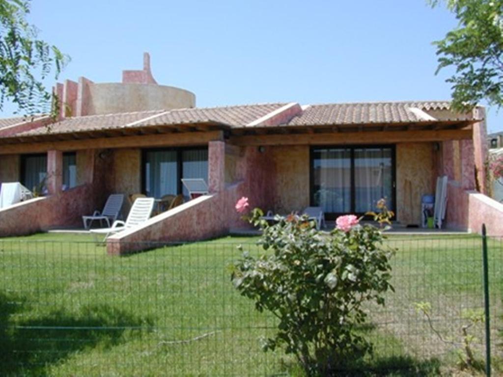 Residence Il Borgo Di Porto Corallo วิลลาปุตซู ห้อง รูปภาพ
