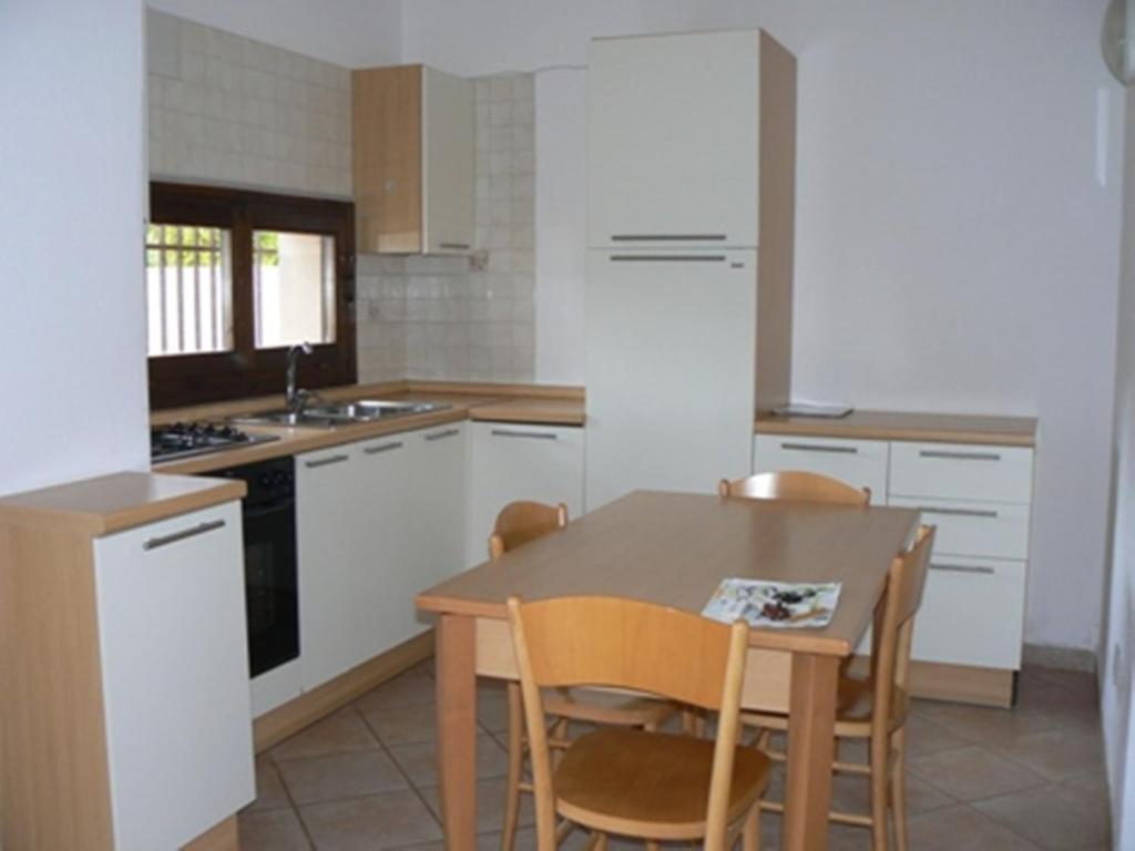 Residence Il Borgo Di Porto Corallo วิลลาปุตซู ห้อง รูปภาพ